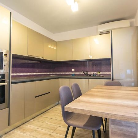 קלוז'-נאפוקה Luxury Hotel Riviera מראה חיצוני תמונה