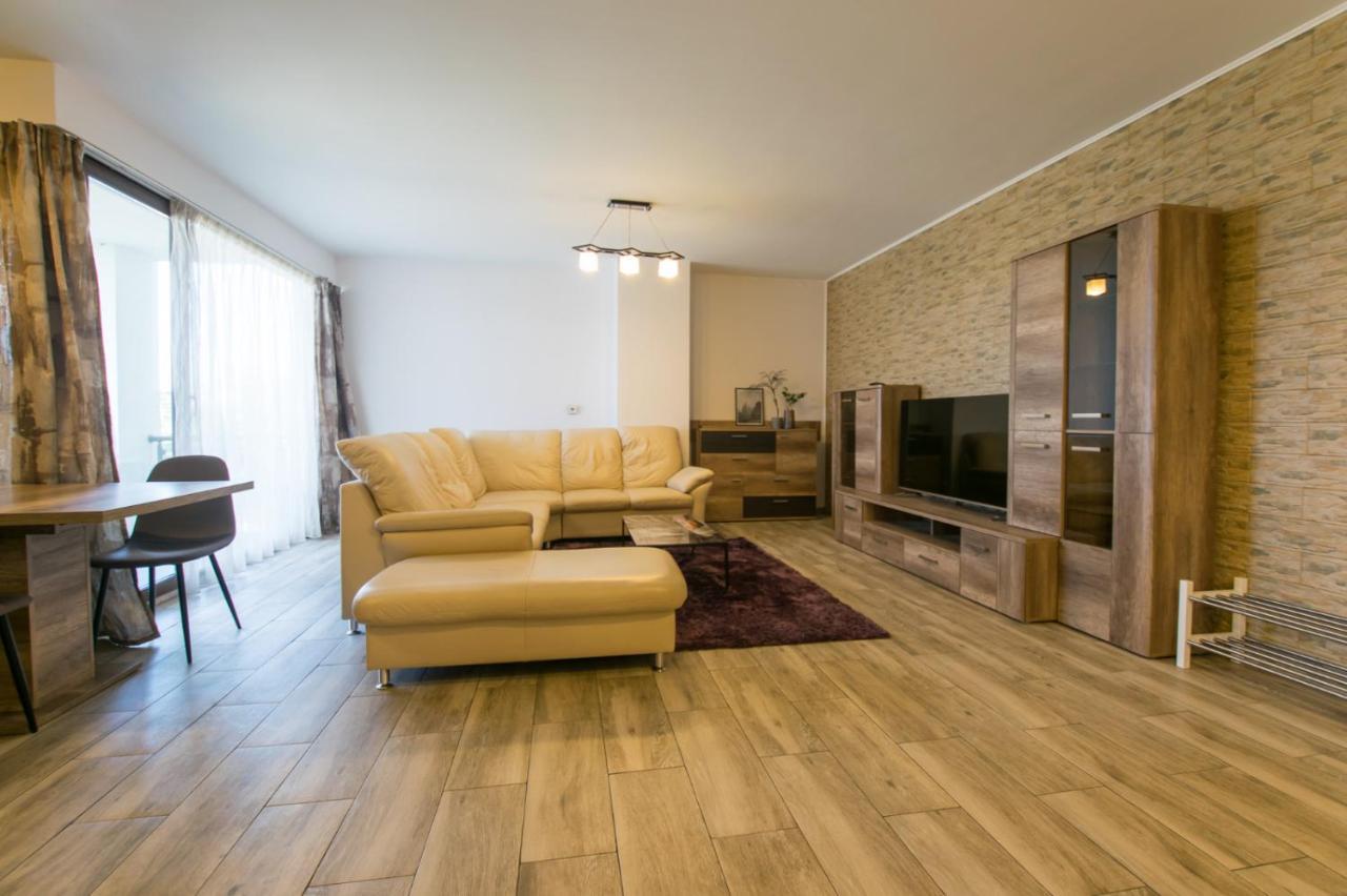 קלוז'-נאפוקה Luxury Hotel Riviera מראה חיצוני תמונה